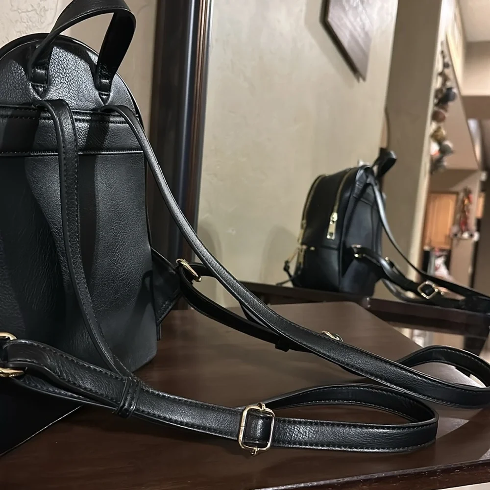 Mini Black Backpack - Picture 5 of 9